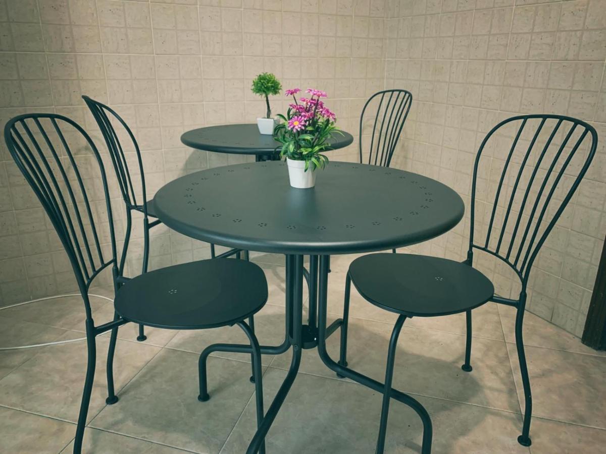 Da Patrizia E Valerio Apartment Палермо Екстериор снимка
